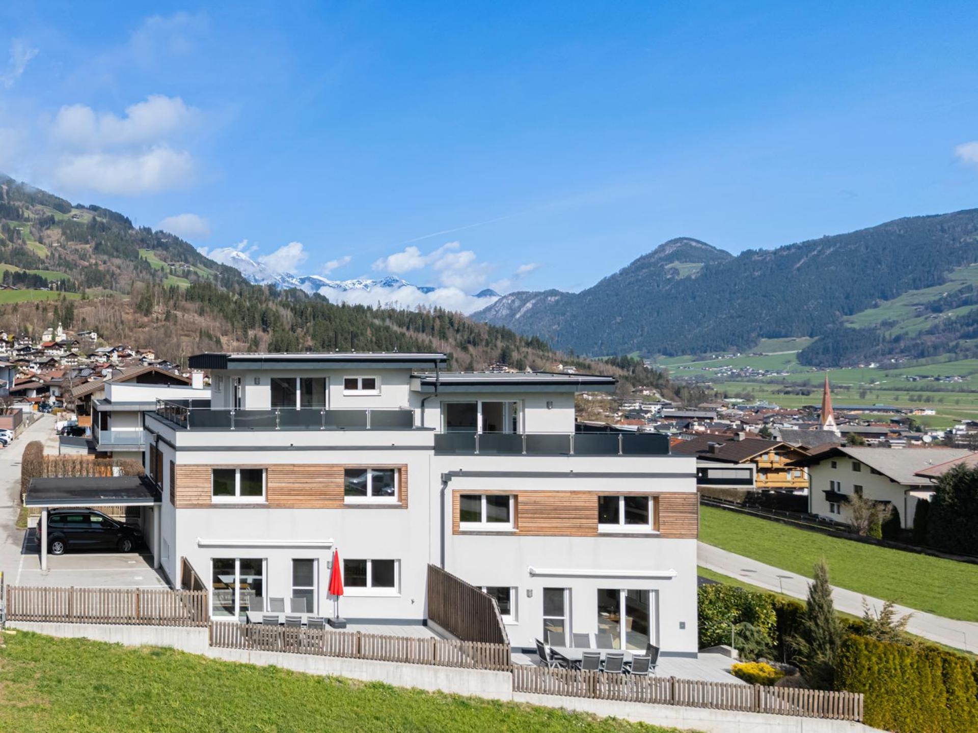 H21 - Modernes Ferienhaus 145Qm, 4Sz, Wellnessbereich Mit Sauna Und Dachterrasse Mit Panoramablick, Kuehlen Und Heizen Mit Geothermie 菲根 外观 照片