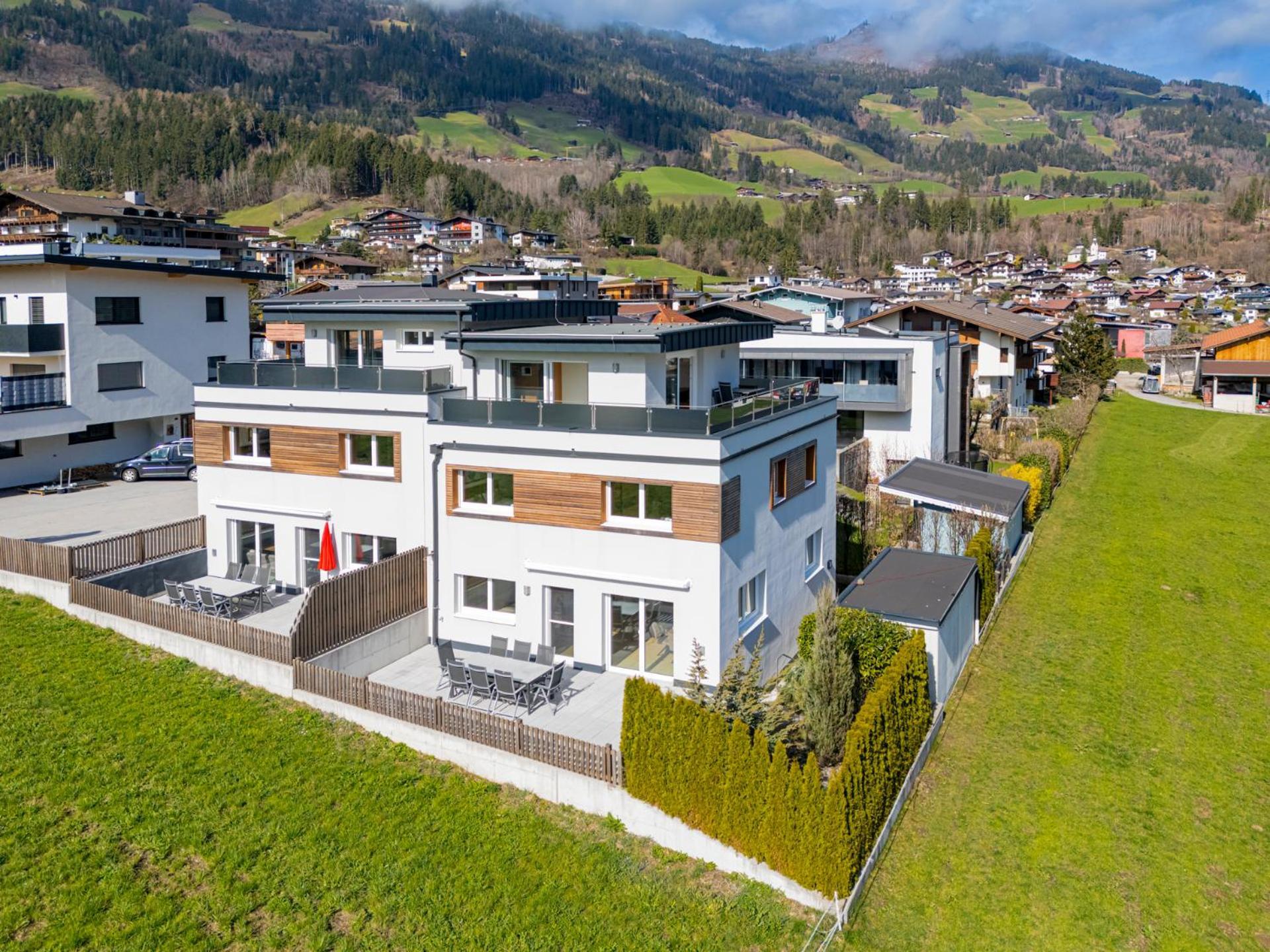 H21 - Modernes Ferienhaus 145Qm, 4Sz, Wellnessbereich Mit Sauna Und Dachterrasse Mit Panoramablick, Kuehlen Und Heizen Mit Geothermie 菲根 外观 照片
