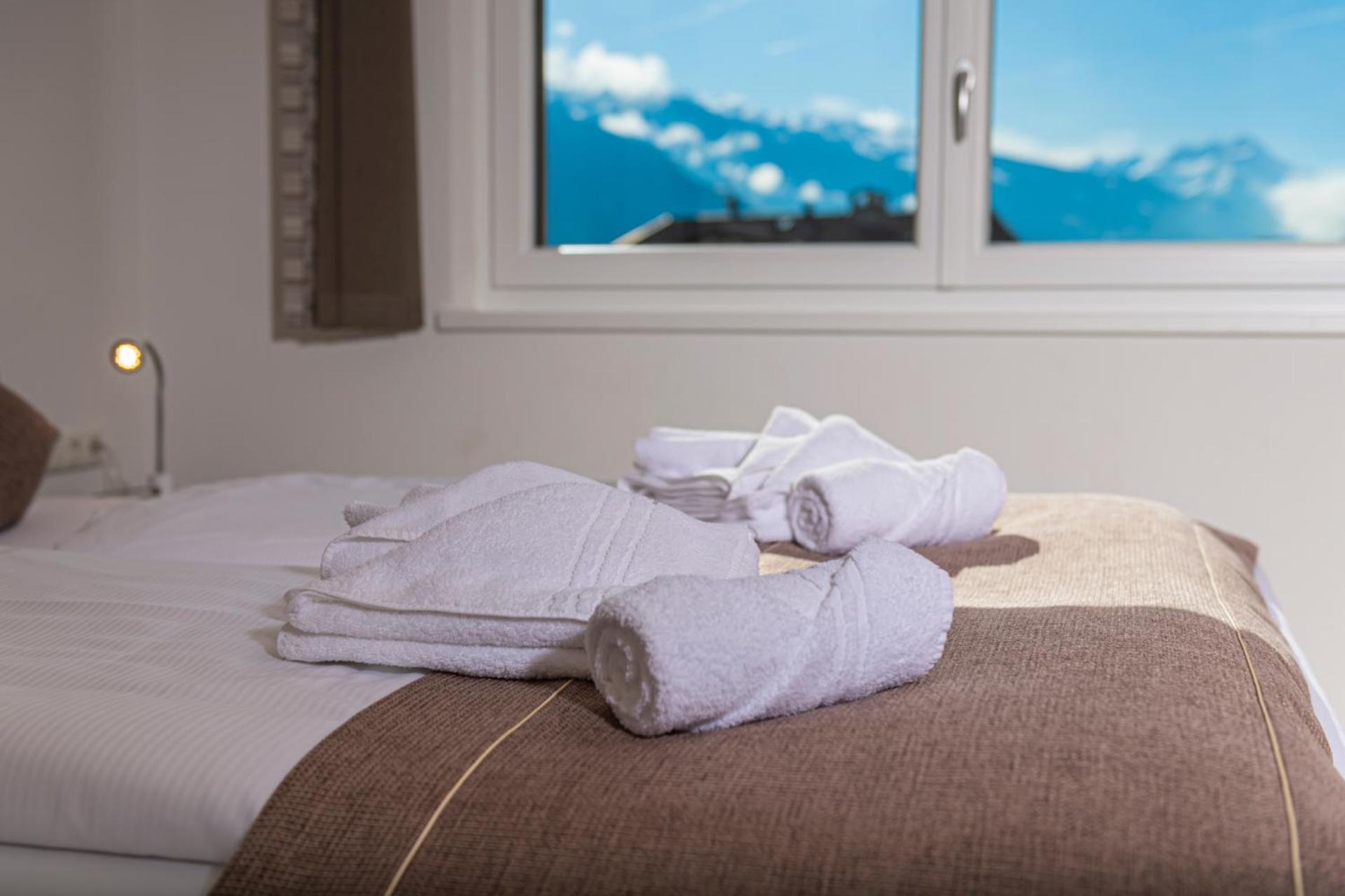H21 - Modernes Ferienhaus 145Qm, 4Sz, Wellnessbereich Mit Sauna Und Dachterrasse Mit Panoramablick, Kuehlen Und Heizen Mit Geothermie 菲根 外观 照片
