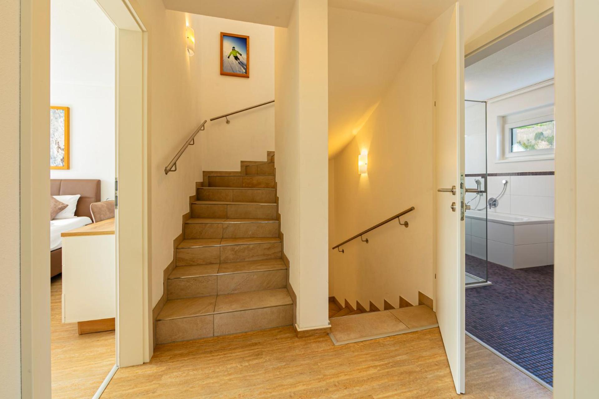 H21 - Modernes Ferienhaus 145Qm, 4Sz, Wellnessbereich Mit Sauna Und Dachterrasse Mit Panoramablick, Kuehlen Und Heizen Mit Geothermie 菲根 外观 照片